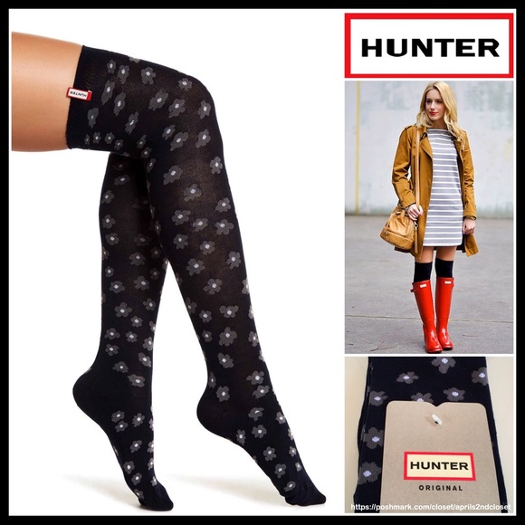 HUNTER TALL OVER THE KNEE FLORAL PRINT BOOT SOCKS - Picture 5 of 5